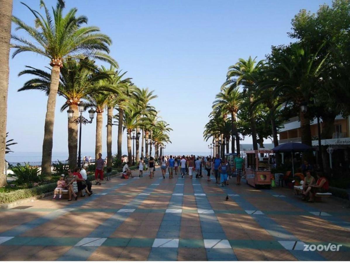 Apartamento Nerja Beach Esterno foto