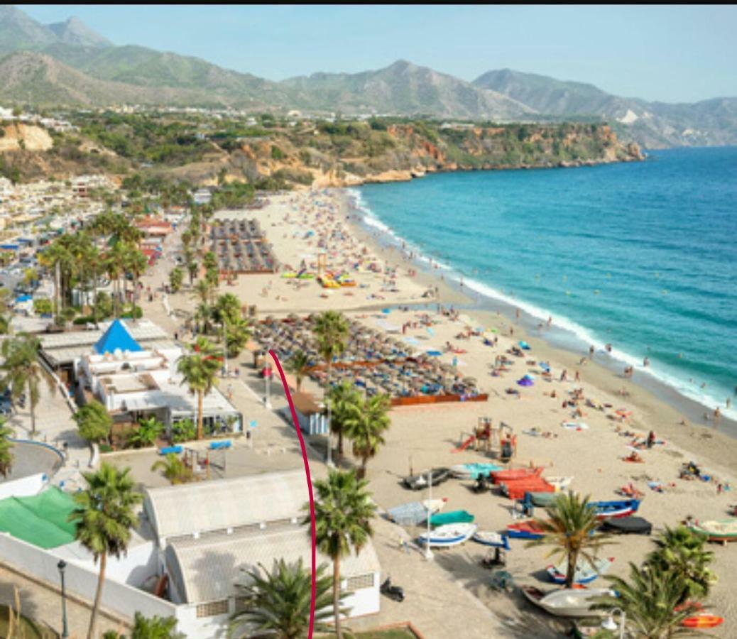 Apartamento Nerja Beach Esterno foto